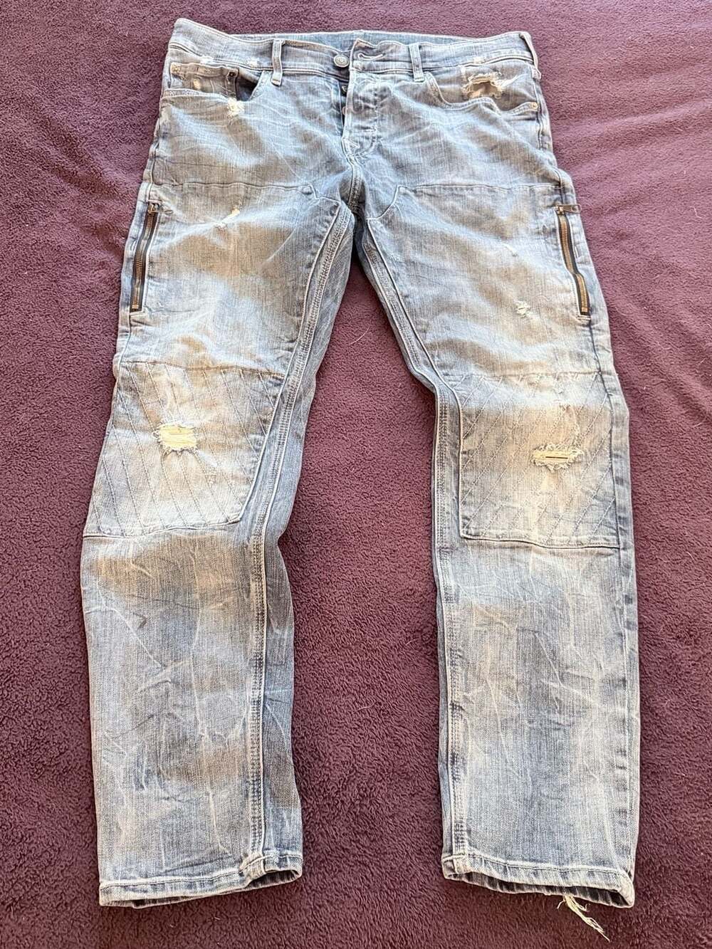 True Religion Logan Relaxed Taper Distressed Double Knee Jeans Size 34